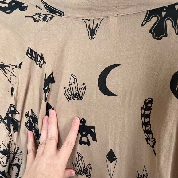 Spell & The Gypsy Beige & Black Thunderbird Totem Patterned Kimono Cardigan - Picture 10 of 12